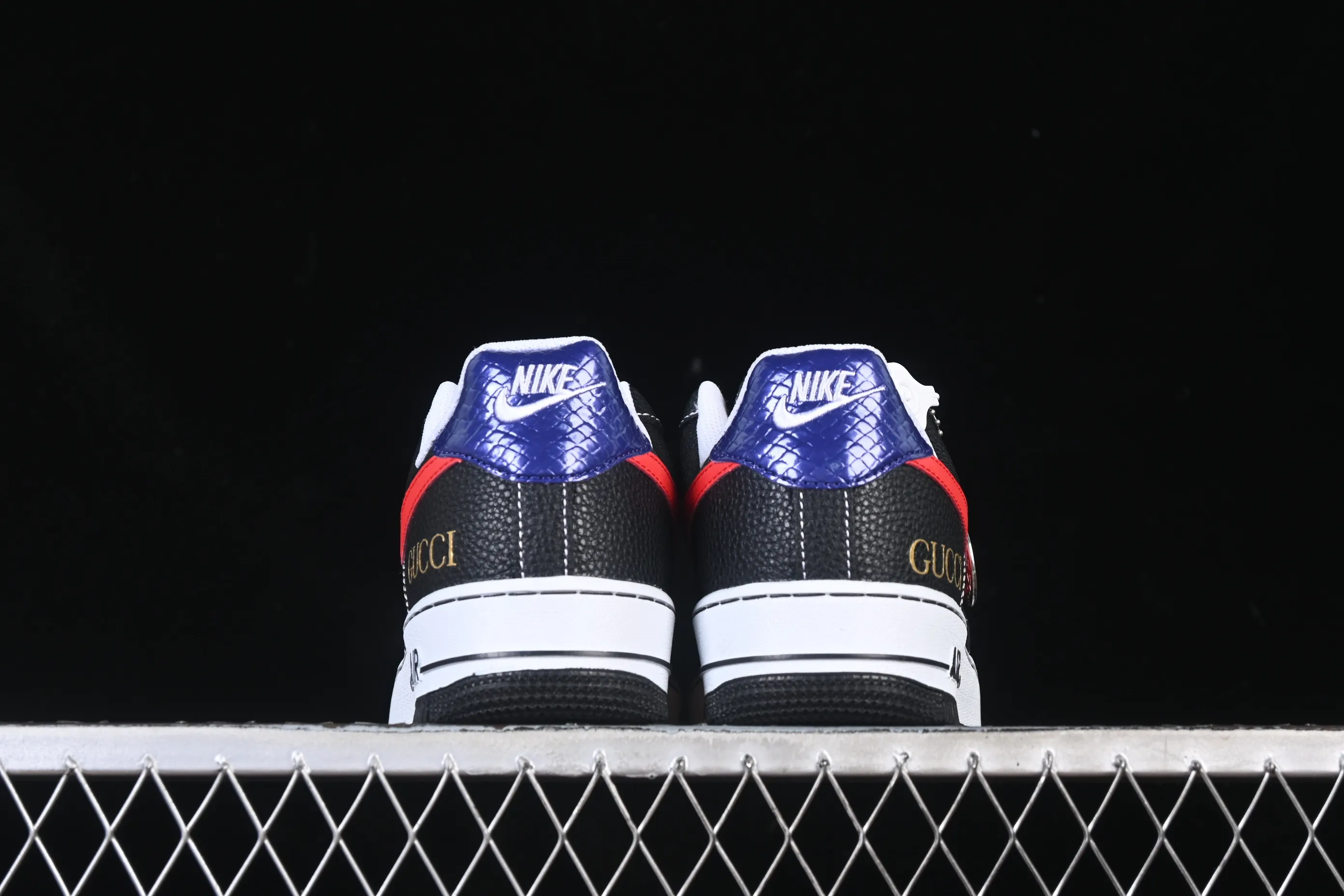 All categories Nk Air Force 1 Air Force series Nk Air Force 1 Low Air Force low-top Nike Air Force 1'07 Low Gucci joint black and red hook Air Force 1 low-top casual sneakers AH8462-001
